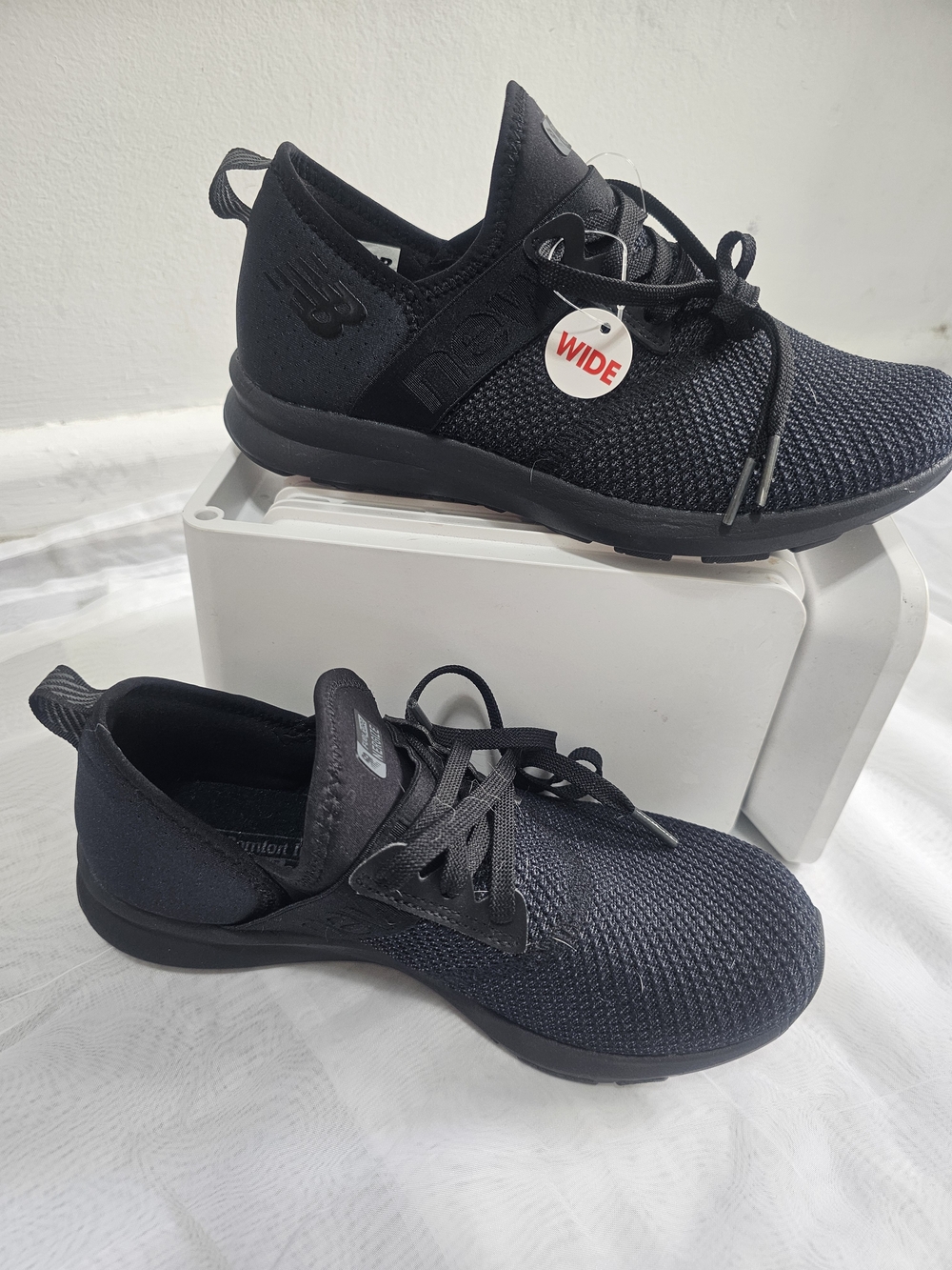 New Balance FuelCore Nergize Women’sBlack/Magnet WideLowTop Sneakers Size US 6.5